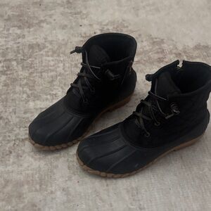 Nautica Black Quilted Woman’s Boots